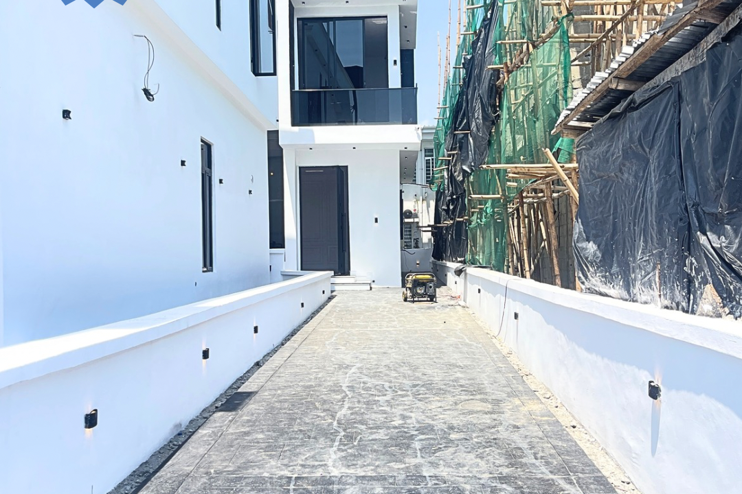 Confirm your eligibility. Call 123-456-7890 to determine if you are part of eligible vaccination groups for this phase. (300 x 60 px) (1350 x 1080 px) (1080 x 1350 px)