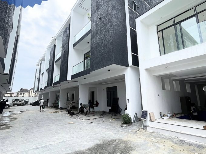 5 Bedroom Terrace with BQ