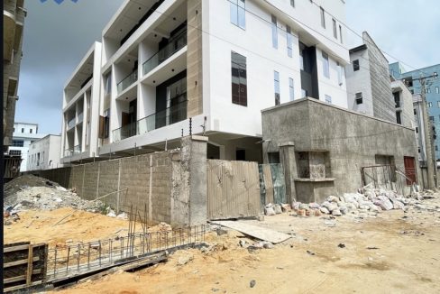 3 Bedroom Apartment with BQ